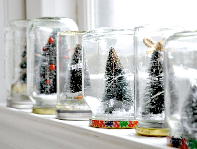 How to Make Mason Jar Snow Globes