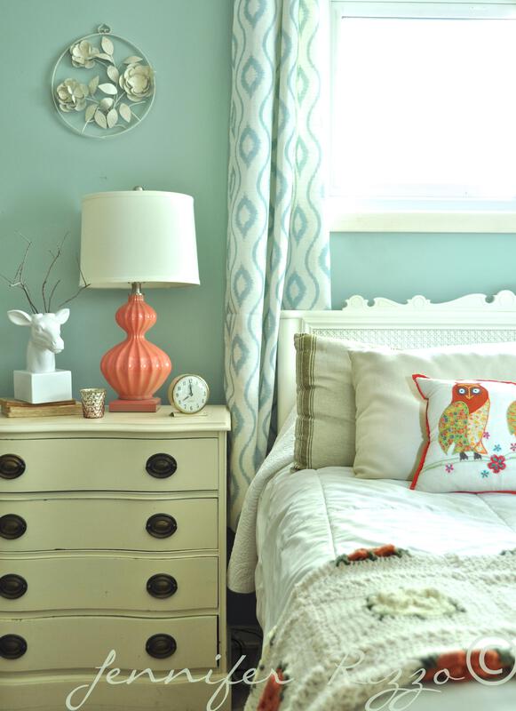 Jennifer Rizzo mini bedroom make over