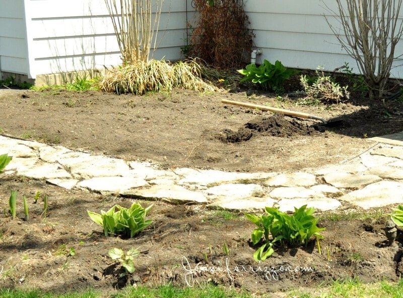 place you pot where you want to dig your hole for placement