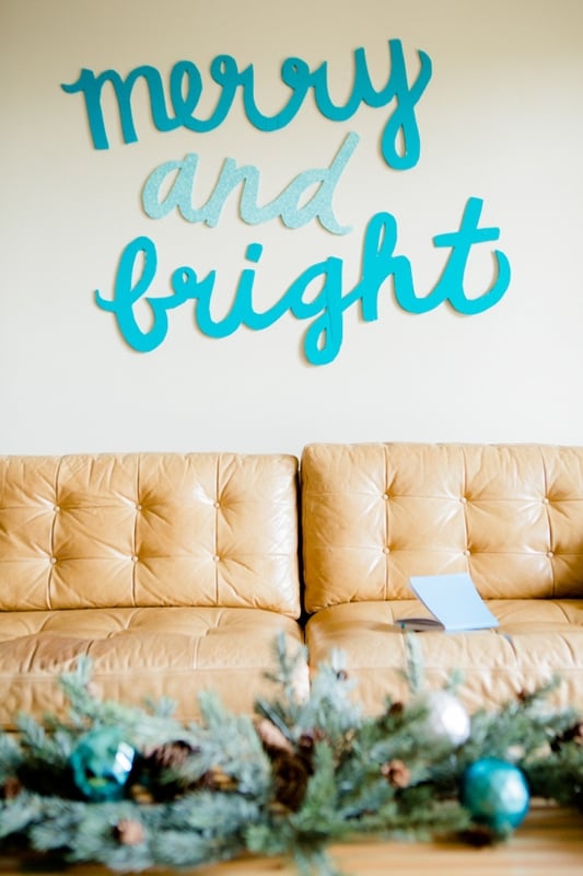 Merry and Bright diy-holiday-wall-art-decorations by paper and stitch