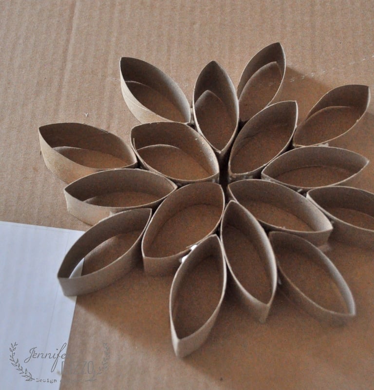 DIY metal quilledpaper inspired garland and wreath Jennifer Rizzo