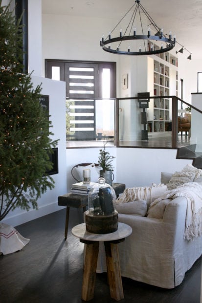 Welcome to the 2016 holiday housewalk !!!! - Jennifer Rizzo