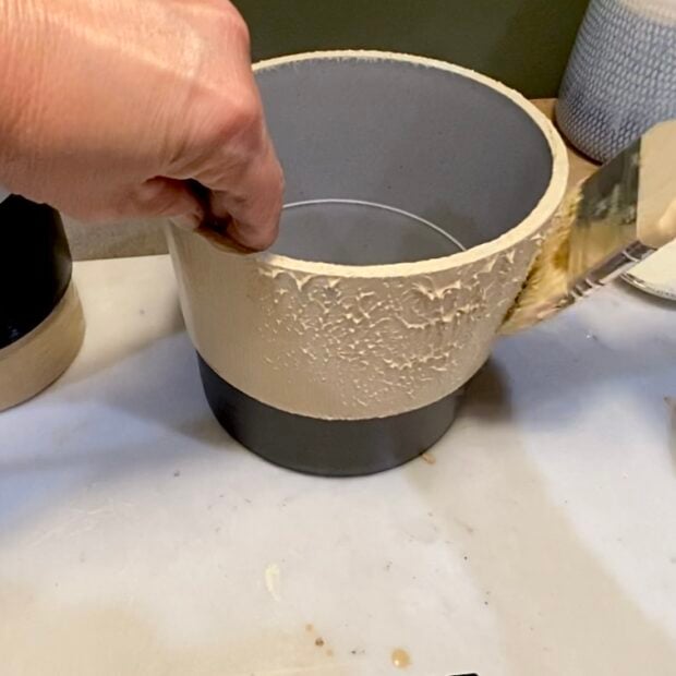 Painting Plastic Pots to Look Like Ceramic Jennifer Rizzo