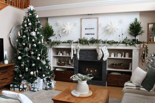 Holiday Housewalk 2022 Day 5 - Jennifer Rizzo